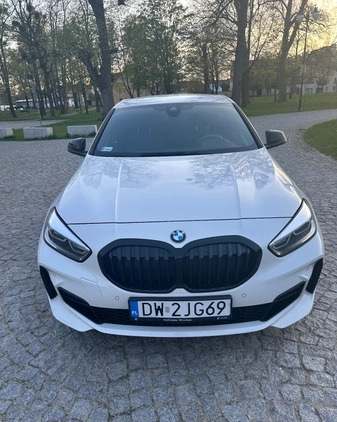 BMW Seria 1 cena 114999 przebieg: 53096, rok produkcji 2020 z Sosnowiec małe 22